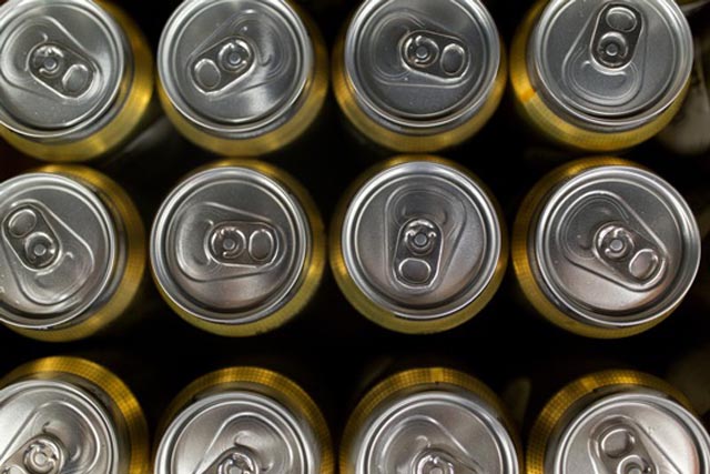 Bei 37 Prozent der Testkäufe erhielten Jugendliche Alkohol. Foto: Blaues Kreuz