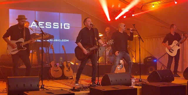 Für die Band «Laessig» war es in Möhlin ein Heimspiel. Foto: Dominik Pfoster