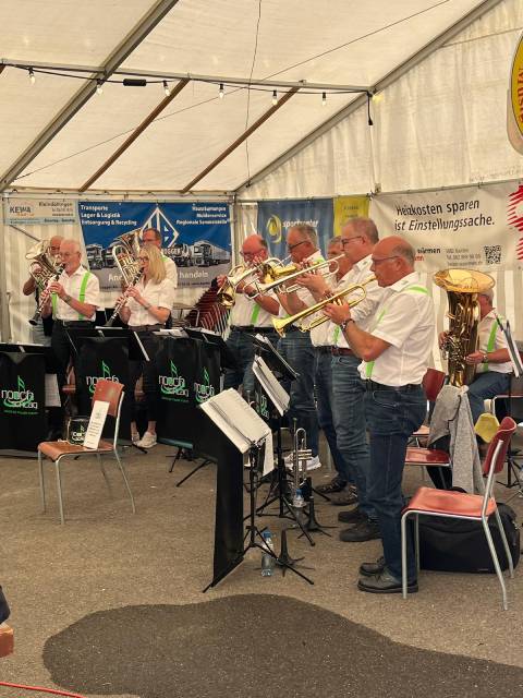 Impressionen vom Spa-Pi-Wei-Ba-Fäscht der Musikgesellschaft Schwaderloch